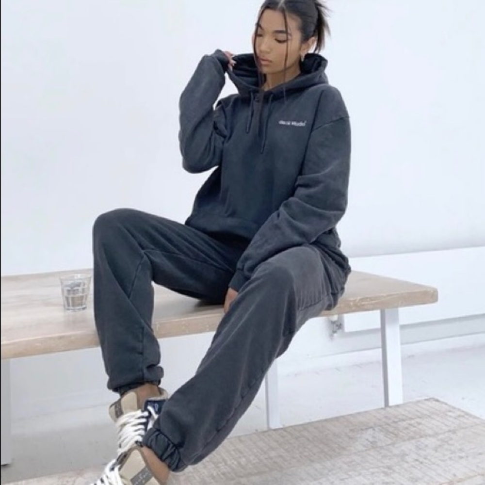 Deck Studio Hoodie